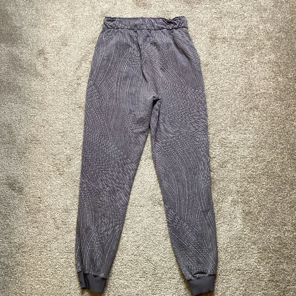 Lululemon Stretch High-Rise Jogger *Full Length Simultaneous Anchor Pants Cuff 4 - Picture 8 of 9